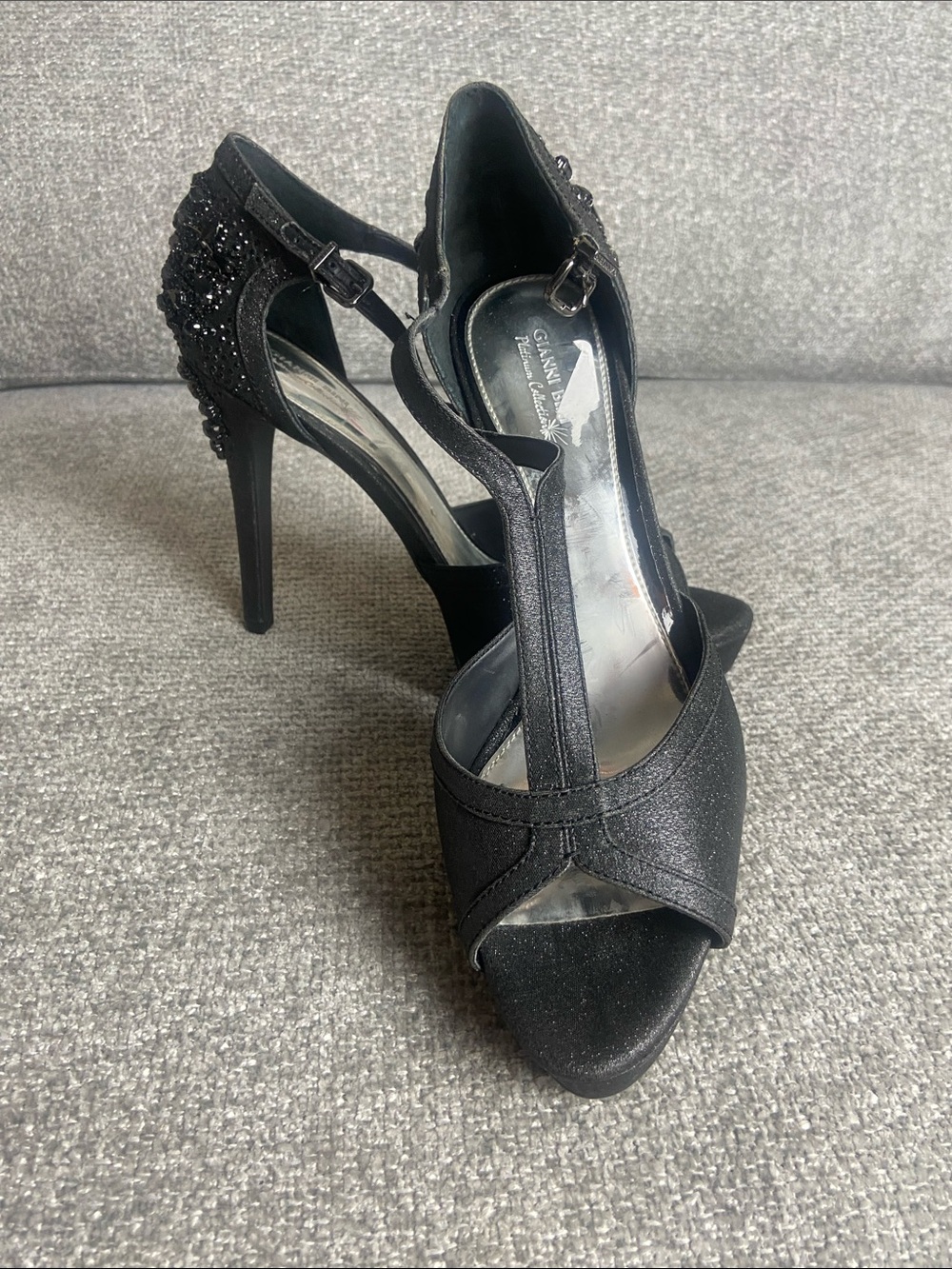 Gianni Bini Black T-Strap Beaded Evening Heels size 9.5
